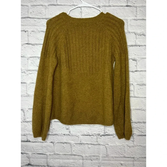 Chelsea & Violet Alpaca wool blend green sweater. - Picture 4 of 8